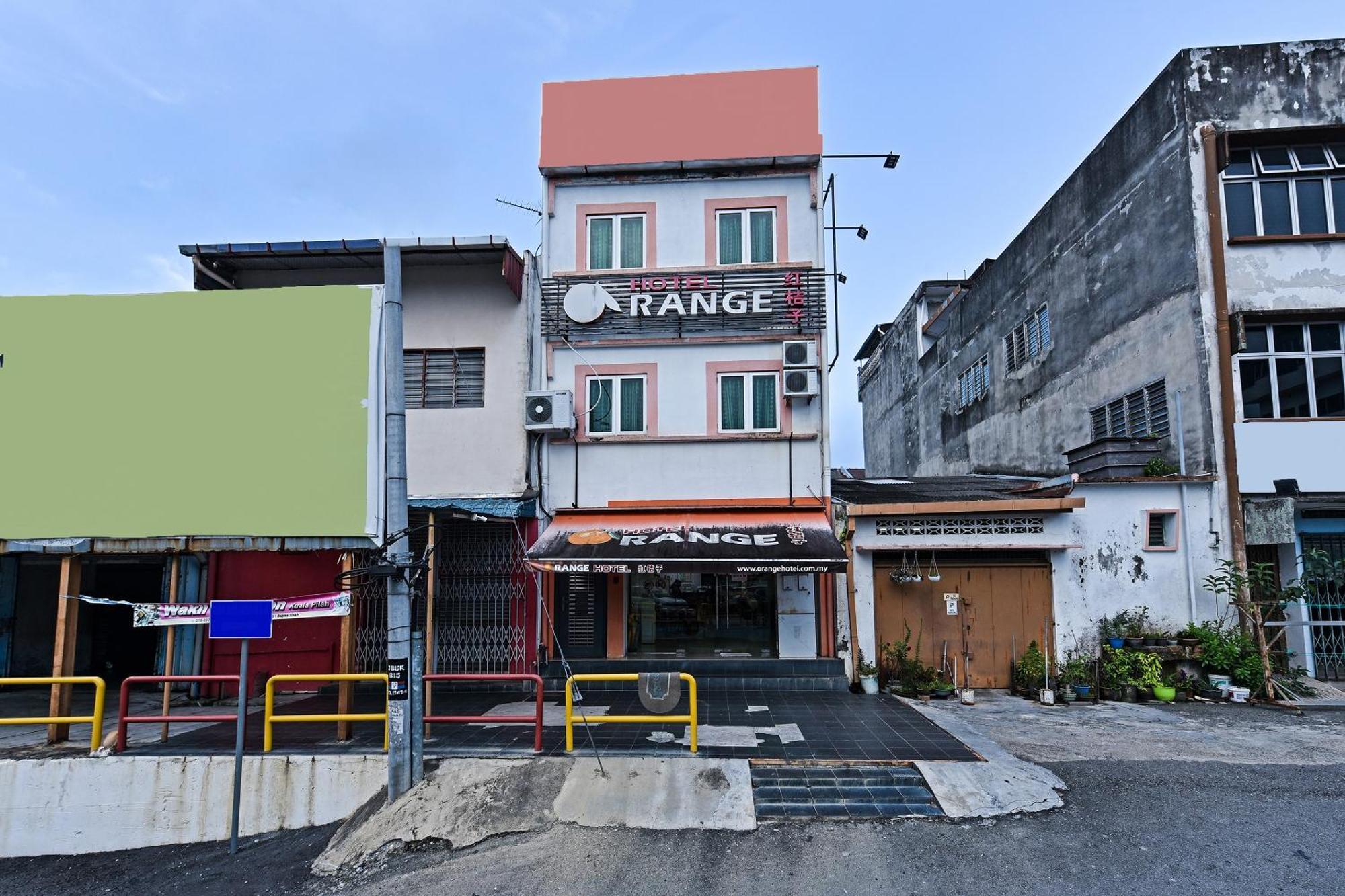 OYO 992 Orange Hotel Kuala Pilah Bagian luar foto