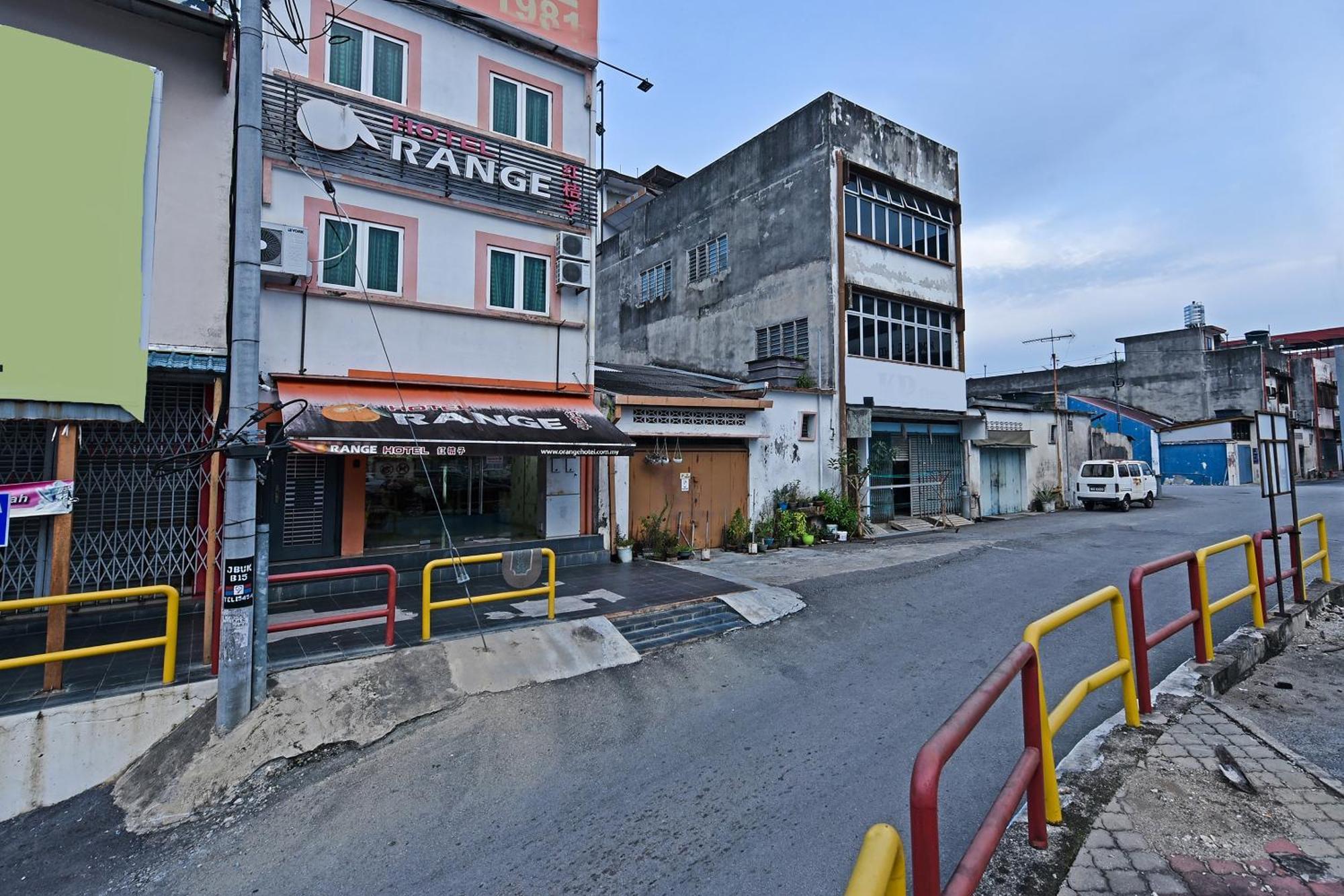 OYO 992 Orange Hotel Kuala Pilah Bagian luar foto